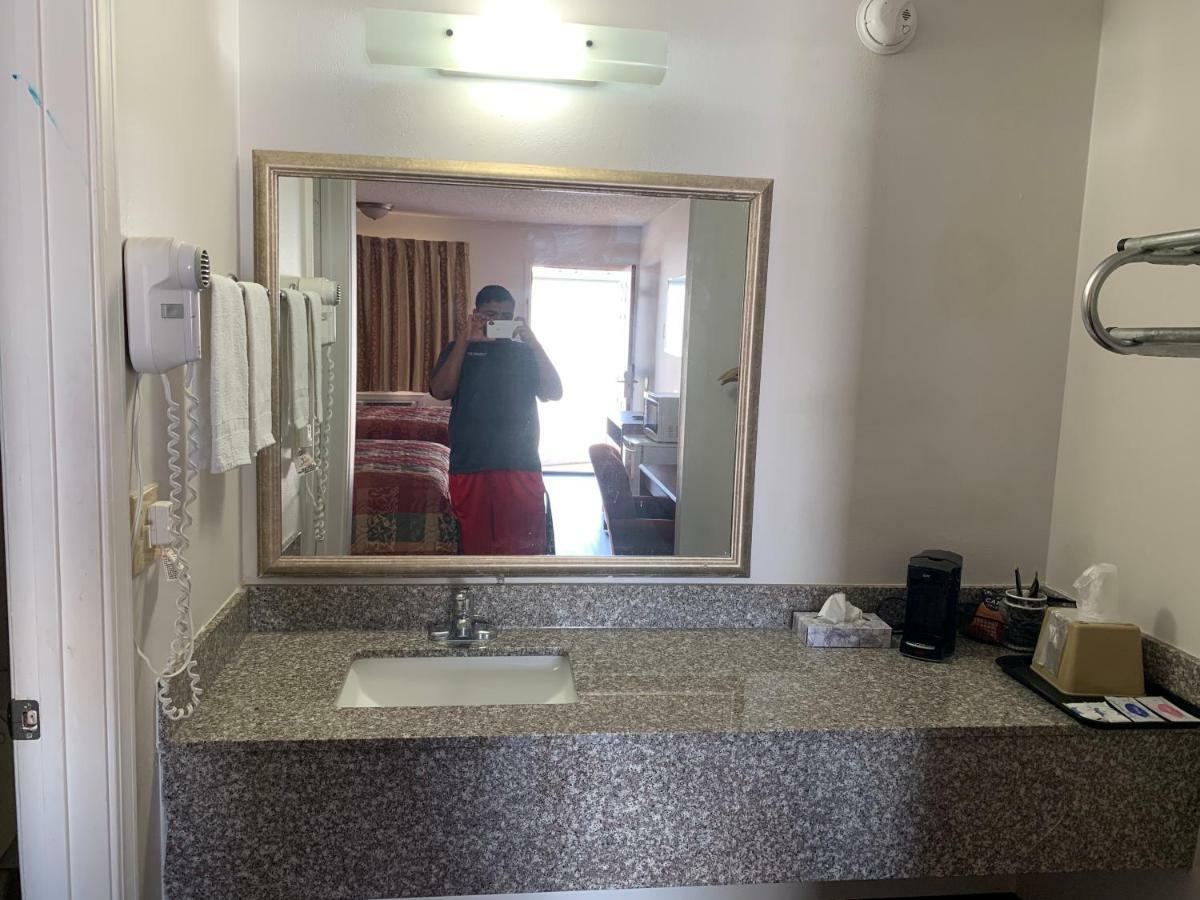Economy Inn スプリングデール エクステリア 写真